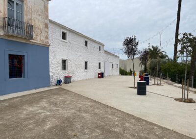 Fachada principal del cortijo rehabilitado en Cañada Honda, Librilla, Murcia.